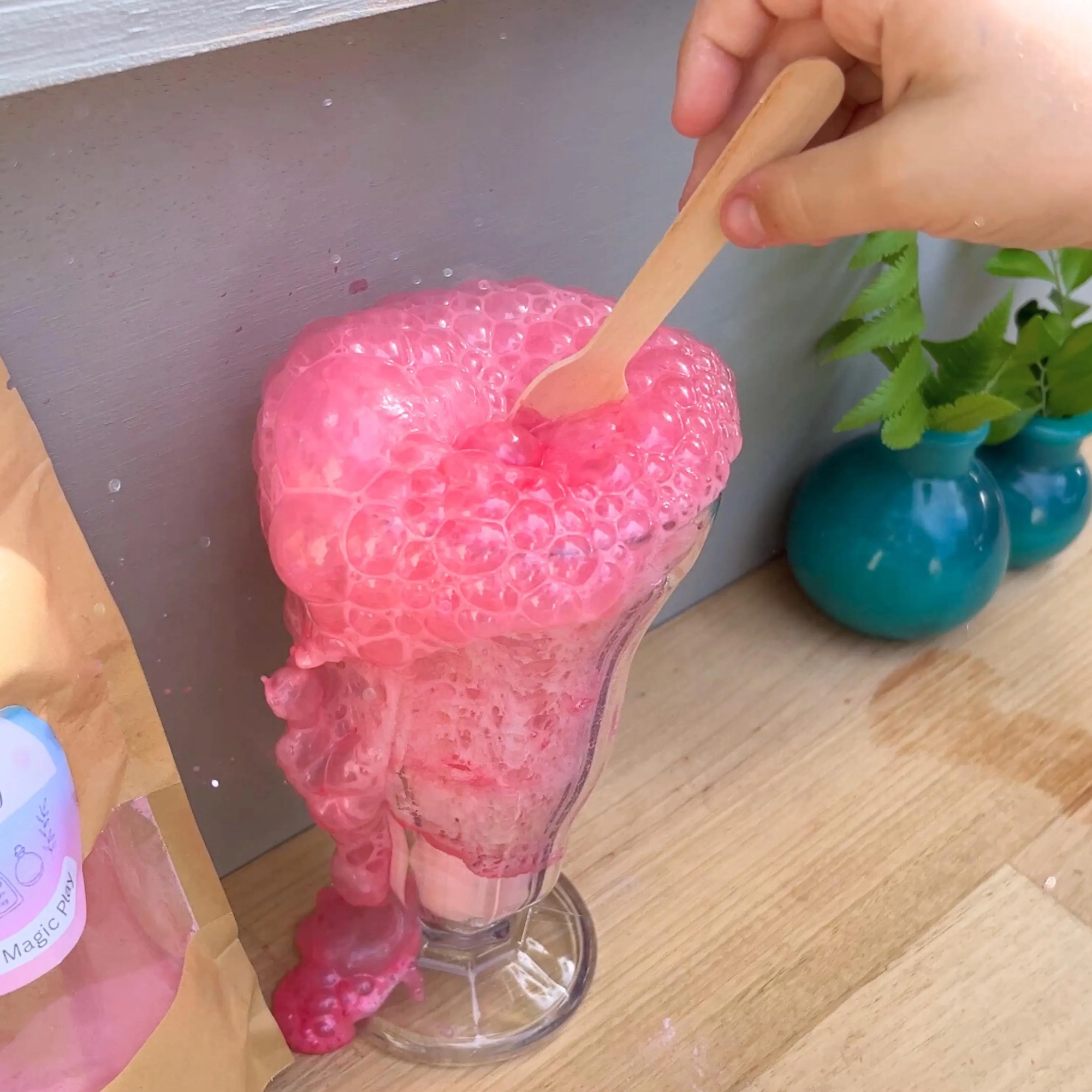 Milkshake Fizzy Play Glass