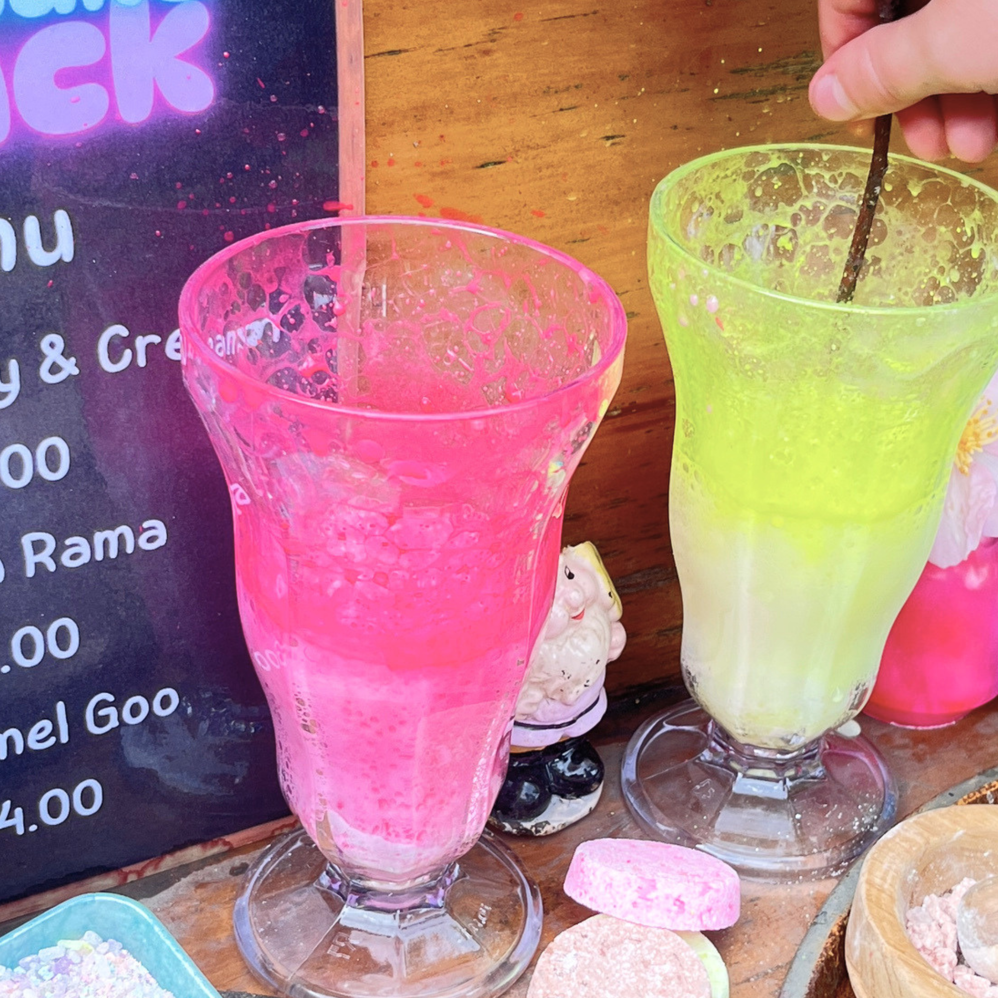 Milkshake Fizzy Play Glass