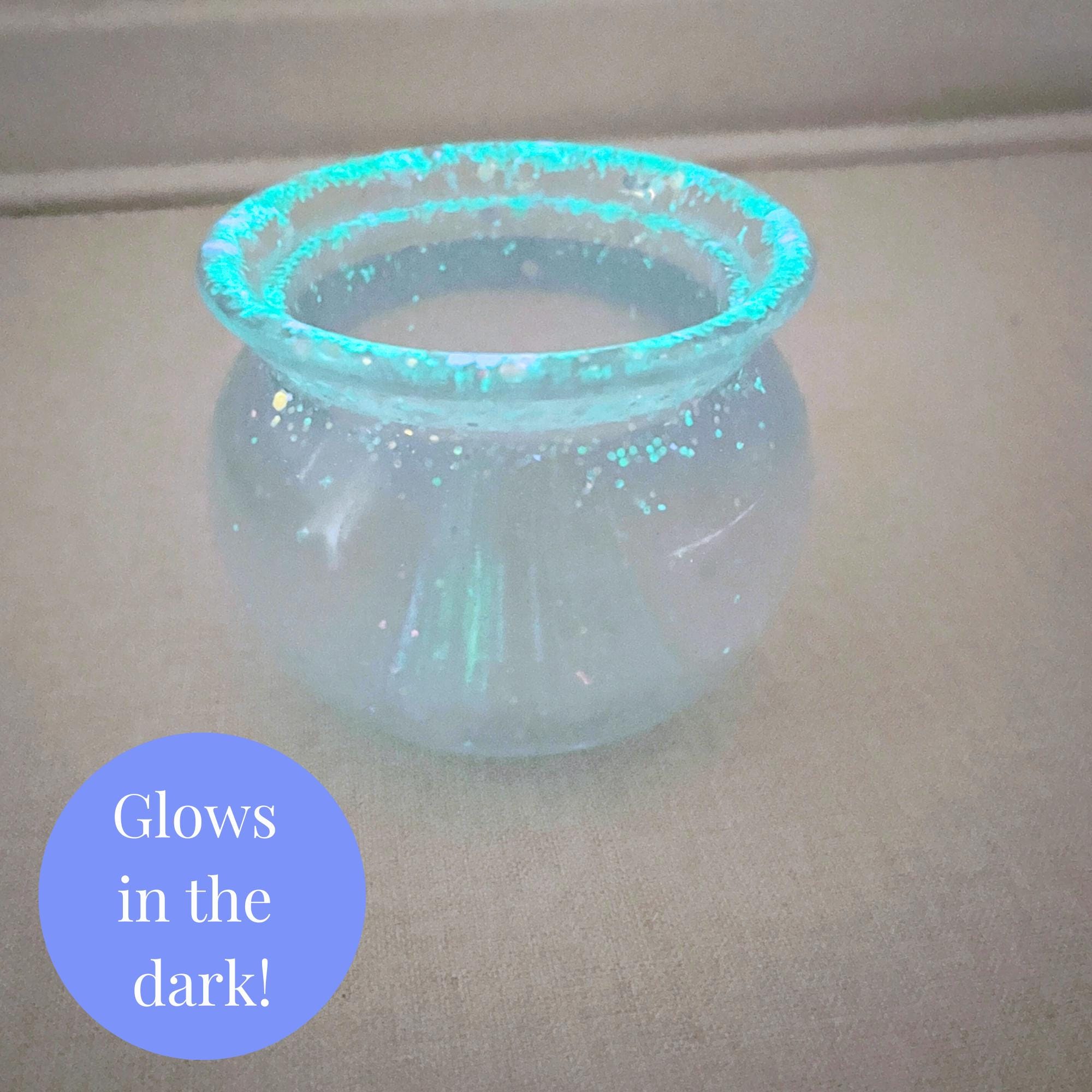 Resin Cauldron: Glow in the Dark Potion Play Sensory Bin Toy Fizzy Gift for Kids